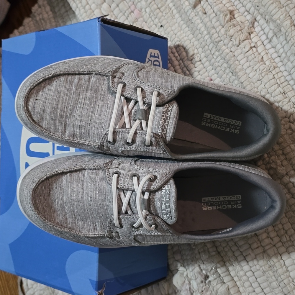 Sketchers gray women size 7